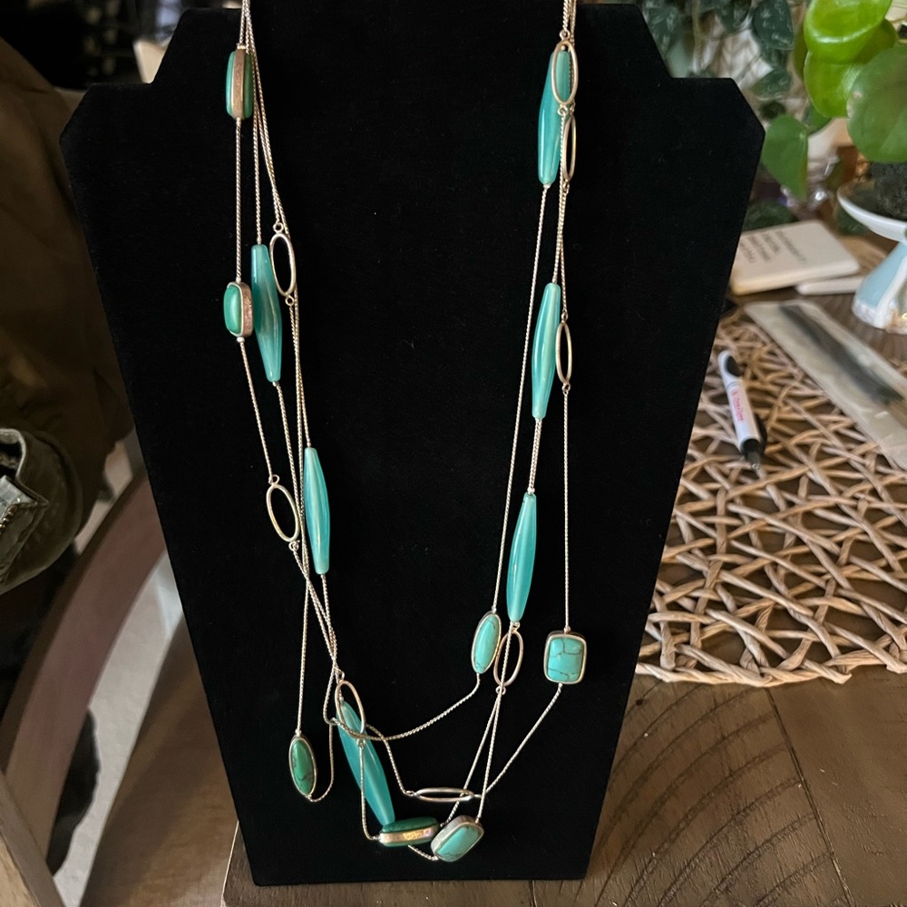 beautiful vintage turquoise necklace